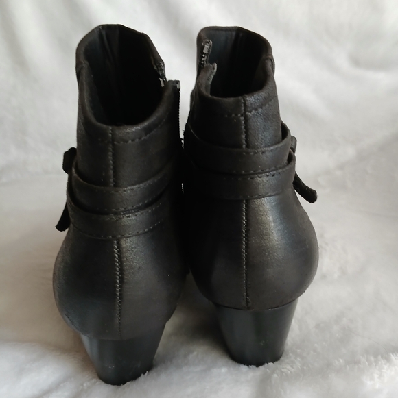 BareTraps Rhapsody Size 10 Bootie - Picture 7 of 7